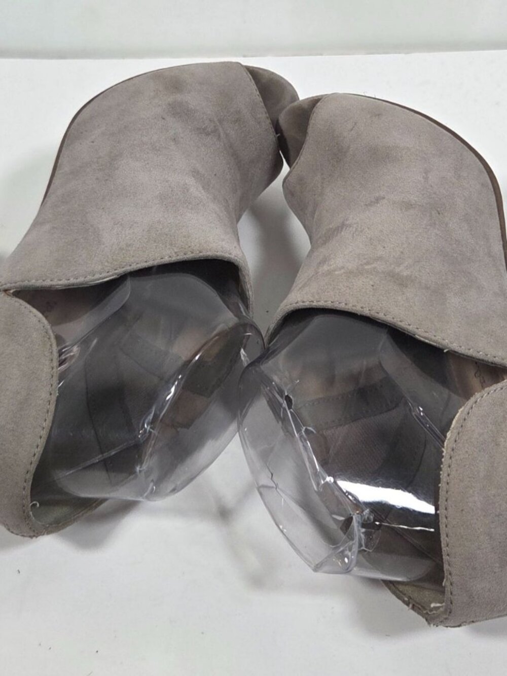 Indigo Rd Gray Peep Toe Ankle Booties Block Heel Minimalist Size 8 - Picture 6 of 9